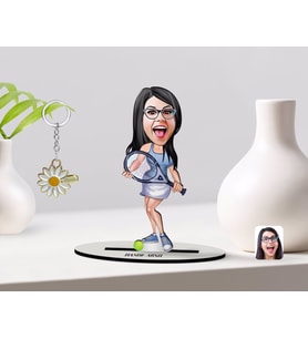 BK Gift Kişiye Özel Kadın Tenis Oyuncusu Karikatürlü 3D Ahşap Biblo ve İsimli Gold Papatya Anahtarlık-1 (Model 1)