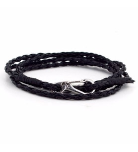 METAL KANCA DÖRT SIRALI SİYAH DERİ ERKEK BİLEKLİK BT357