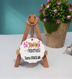 Biyoloji Mühendisi Ahşap Anahtarlık