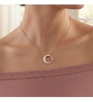 925 Ayar Gümüş Rose Kaplama Taşlı Ayyıldız Tasarım Kadın Kolye