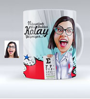 BK Gift Kişiye Özel Bayan Göz Doktoru Karikatürlü Beyaz Kupa Bardak  1