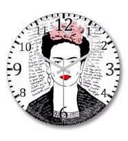 Frida Kahlo Kırmızı   Duvar Saati Bombeli Gercek Cam