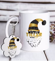 BK Gift Kişiye Özel Yılbaşı Mutlu Yıllar Beyaz Kupa ve Anahtarlık Hediye Seti-8 (Model 1)