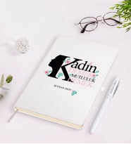 BK Gift Kişiye Özel Kadınlar Günü Mutluluk Tasarımlı Beyaz Defter Kalem Seti-5