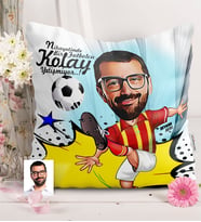 BK Gift Kişiye Özel Bay Futbolcu Sarı Kırmızı Karikatürlü  Yastık  1