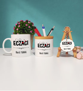 Eczacı Tasarımlı Kişiye Özel Hediye Eczacı Kupa Bardak Kalemlik ve Anahtarlık Seti