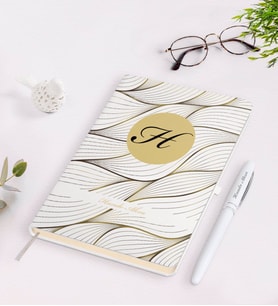 BK Gift Kişiye Özel Baş Harf İsim Tasarımlı Beyaz Defter Kalem Seti-3