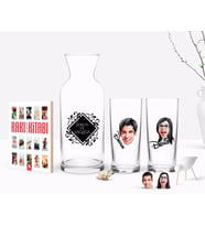 BK Gift Kişiye Özel Renkli Baskılı Yüz Karikatürlü İkili Rakı Bardağı Karaf ve Cep Kitabı Hediye Seti-2 (Model 1)