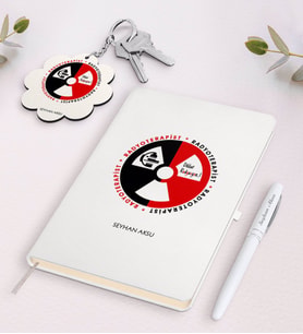 BK Gift Kişiye Özel Radyoterapist Beyaz Defter Kalem ve Anahtarlık Hediye Seti-1 (Model 1)
