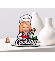 BK Gift Kişiye Özel Kadın Chef Karikatürlü Ahşap Biblo Model-14 (Beyaz)