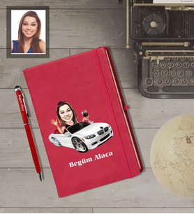 Kişiye Özel Sürücü Karikatürlü  Kırmızı Defter Kalem Hediye Seti Bayan-2