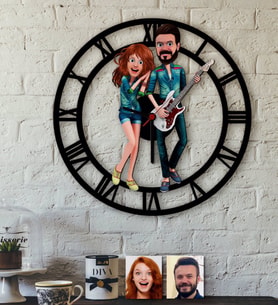 BK Gift Kişiye Özel Sevgililer Animasyon Karikatürlü Ahşap Duvar Saati-31 (Beyaz)