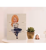 BK Gift Kişiye Özel Kadın Karikatürlü Otantik Masaüstü Ahşap Palet Çerçeve-101 (Beyaz)