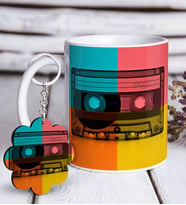 BK Gift Kişiye Özel Retro Kaset Beyaz Kupa ve Anahtarlık Hediye Seti (Model 1)