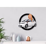 BK Gift Kişiye Özel Plakalı Kadın Renault Zoe Karikatürlü Ahşap Duvar Saati-1 (Beyaz)