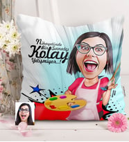 BK Gift Kişiye Özel Bayan Ressam Karikatürlü  Yastık  1