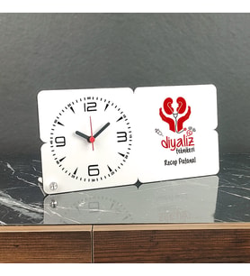 Diyaliz Teknikeri Ahşap Masa Saati
