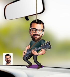 BK Gift Kişiye Özel Bay Gitarist Karikatürlü Ahşap Araba Dikiz Ayna Süsü-1 (Çok Renkli)