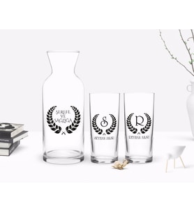 BK Gift Kişiye Özel Renkli Baskılı Çelenk Baş Harfli İsimli İkili Rakı Bardağı ve Karaf Hediye Seti-1 (Model 1)