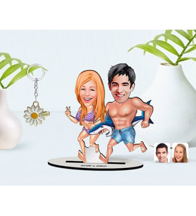 BK Gift Kişiye Özel Sevgililer Karikatürlü 3D Ahşap Biblo ve İsimli Gold Papatya Anahtarlık-8 (Model 1)