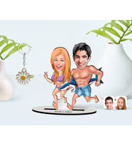 BK Gift Kişiye Özel Sevgililer Karikatürlü 3D Ahşap Biblo ve İsimli Gold Papatya Anahtarlık-8 (Model 1)