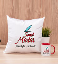 Genel Müdür Kare Yastık ve Kırmızı Kupa Bardak