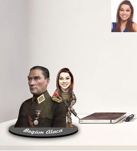 Kişiye Özel Atatürk Tasarımlı Asker Karikatürlü Karikatür Ahşap Biblo Bayan-1