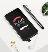 BK Gift Kişiye Özel Yakışıklı Babam Siyah 5000 mAh Powerbank ve Kalem Seti-5 (Model 1)