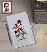 Kişiye Özel Yılbaşı Erkek Karikatürlü Gri Defter Kalem Hediye Seti Model-8