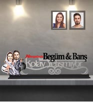 Kişiye Özel Gelin Damat  Karikatürlü Kolay Yetişmiyor Ahşap Biblo  Mod-2
