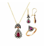 Üçlü Set Pembe Damla 6,98 Gram 14 Ayar Altın (Çok Renkli)