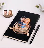 BK Gift Kişiye Özel Yılın En Mükemmel Çifti Karikatürlü Siyah Defter ve Kalem Hediye Seti-14