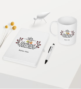BK Gift Kişiye Özel Yılın En İyi Öğretmeni Temalı Beyaz Defter Kalem Kupa Seti - 2