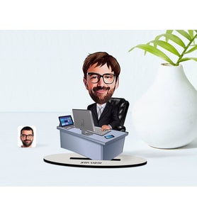 BK Gift Kişiye Özel Erkek Genel Müdür Karikatürlü Ahşap Biblo Model-1 (Beyaz)