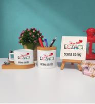 Mesajlı Eczacı Hediye Ahşap Altlıklı Fincan Kalemlik ve Dekoratif Taş Baskı Hediye Seti