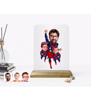 BK Gift Kişiye Özel Süper Baba Süper Çocuklar Karikatürlü Ahşap Standlı Çerçeve (Beyaz)