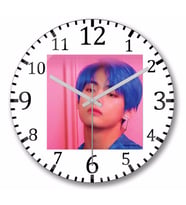 BTS V Person  Duvar Saati Bombeli Gercek Cam