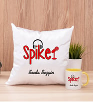 Spiker Kare Yastık ve Sarı Kupa Bardak
