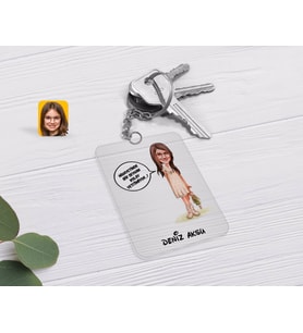 BK Gift Kişiye Özel Kız Çocuk Kolay Yetişmiyor Karikatürlü Şeffaf Pleksi Anahtarlık-1 (Beyaz)