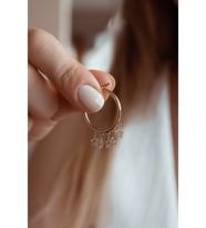 Sallantılı Yıldız Halka Altın Küpe (Karışık)