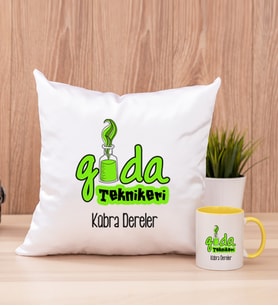 Gıda Teknikeri Kare Yastık ve Sarı Kupa Bardak
