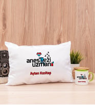 Anestezi Uzmanı Dikdörtgen Yastık ve Yeşil Kupa Bardak