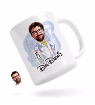 BK Gift Kişiye Özel Erkek Göz Doktoru Karikatürlü Beyaz Kupa Bardak