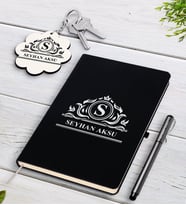BK Gift Kişiye Özel İsimli Siyah Defter Kalem Ve Anahtarlık Hediye Seti-12 (Model 1)