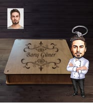 Kişiye Özel Aşçı Karikatürlü Ahşap Anahtarlık Kutulu Bay-4