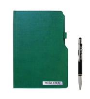 Kişiye Özel 2027 Tarihli 13x21 cm L Model Yeşil Ajanda - İsme Özel Kalem Hediyelidir.