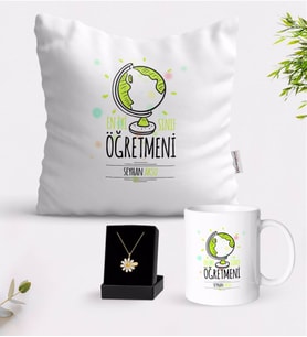 BK Gift Kişiye Özel En İyi Sınıf Öğretmeni Beyaz Kupa Yastık ve İsimli Papatya Kolye Hediye Seti-3 (Model 1)