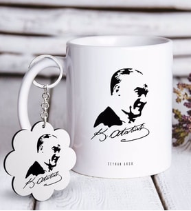 BK Gift Kişiye Özel Atatürk Temalı Beyaz Kupa ve Anahtarlık Hediye Seti-26 (Model 1)