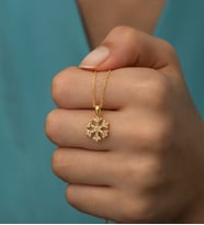 Zirkon Taşlı Kar Tanesi Kadın Kolye (Gold)