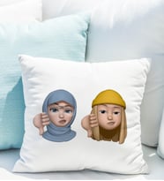 Emoji Kız Stiker Yastığı